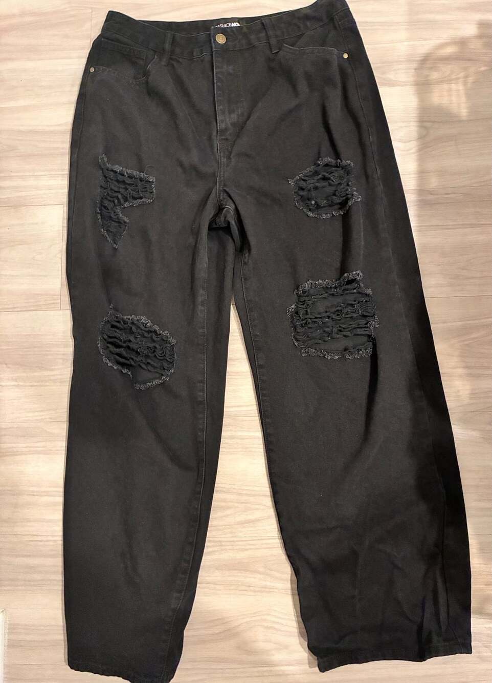 Fashion Nova Black Distressed Ripped Jeans Size 15